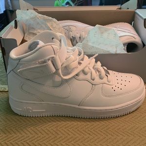 Nike Air Force 1